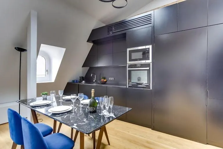 Elegant Home 2Bdr 6P Near Champs Elysees Paris